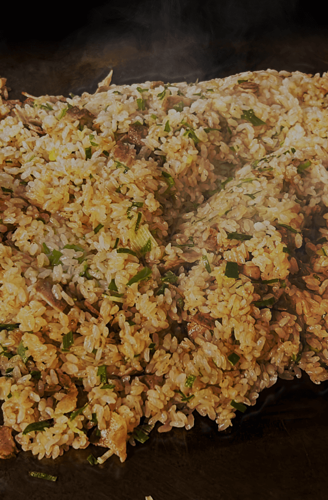 60年以上、親しまれた地元の味 ホルモン屋 久味屋